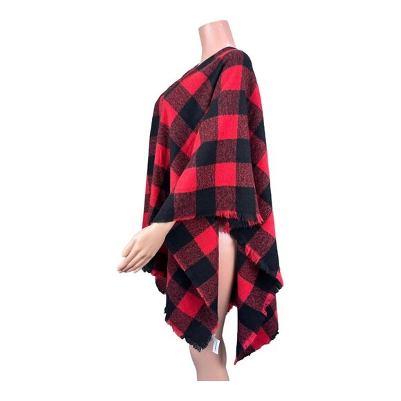 OLD NAVY Cozy Knit Poncho Blanket Scarf -Red-Black Buffalo Plaid -One size NEW - Picture 11 of 11